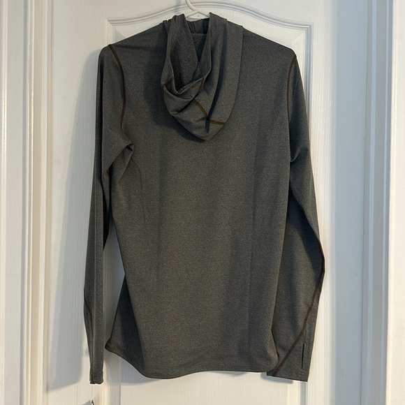 🆕 Hot Chilly’s Quarter Zip with Hood Large NWT - Picture 4 of 5